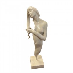 Resin Table Top Statue- Woman 11x10x36cm